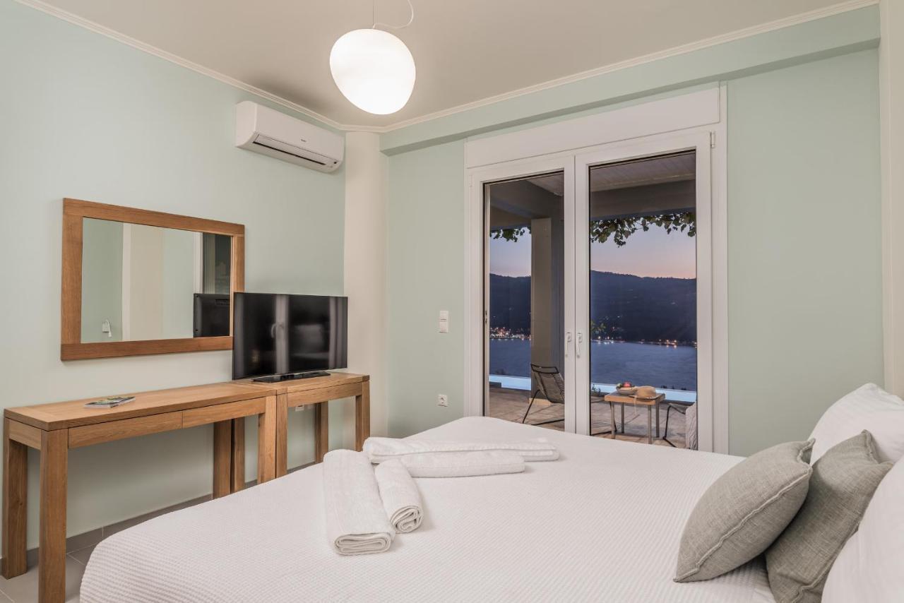 Heaven'S Door Apartamento Samos Town Exterior foto