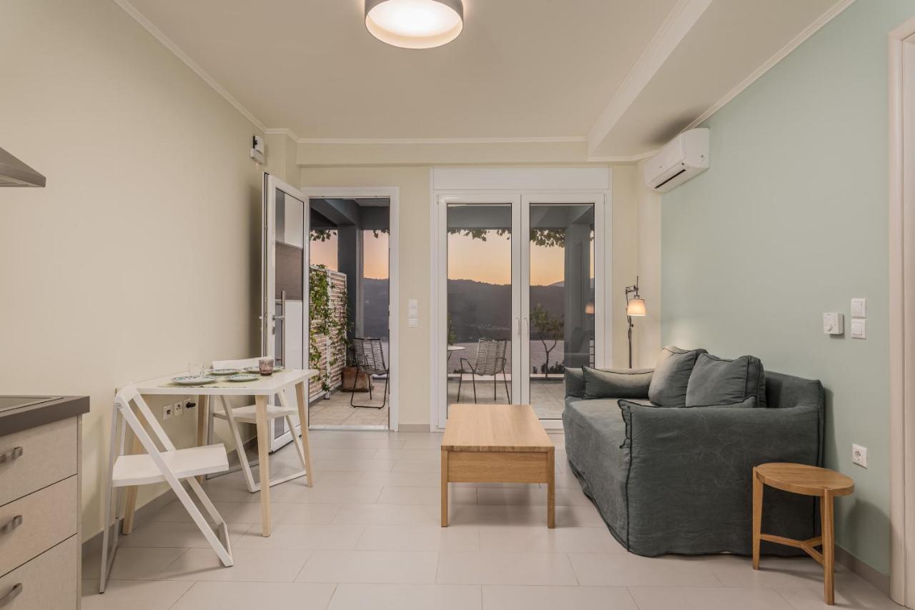 Heaven'S Door Apartamento Samos Town Exterior foto